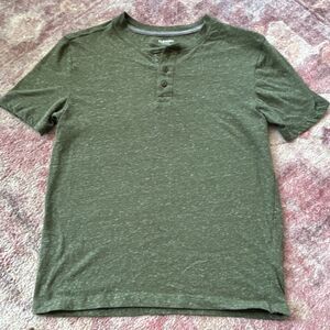 Old Navy Green Henley Short Sleeve T-Shirt XL Boys
